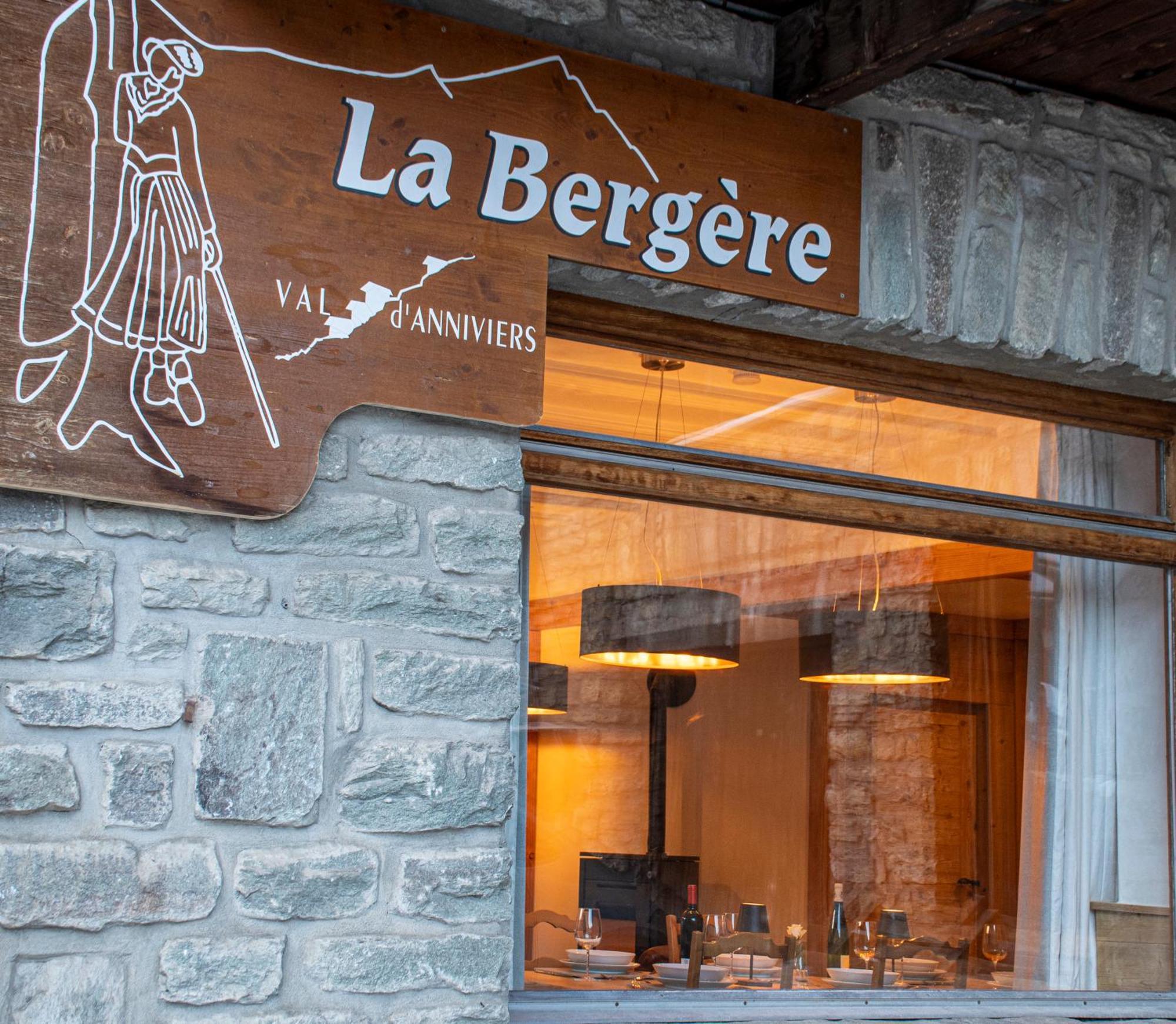 La Bergere Hotell Ayer Exteriör bild